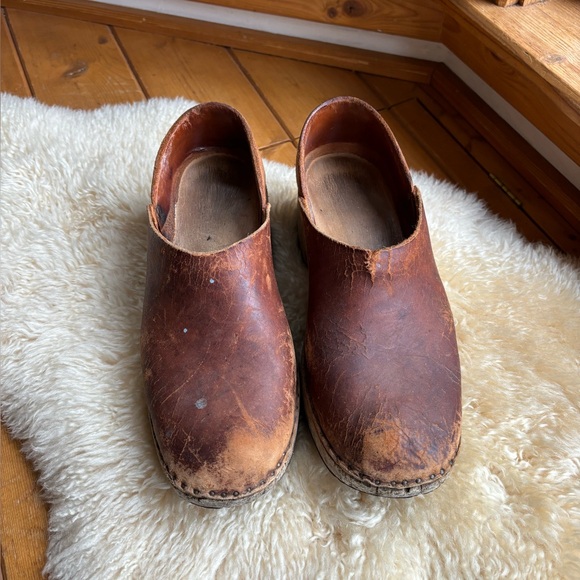 Antique Handmade Leather Clogs - Picture 2 of 15